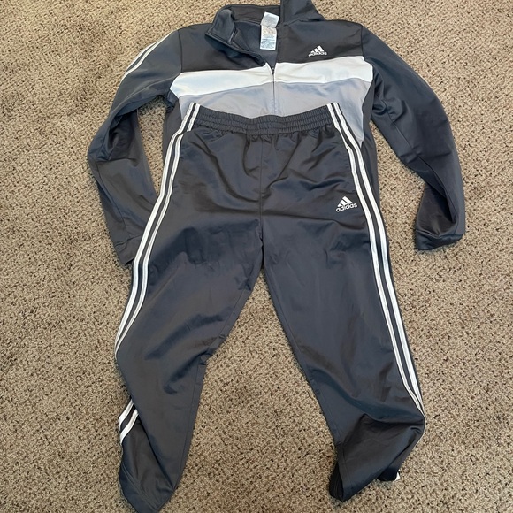Adidas track suit - Picture 1 of 6